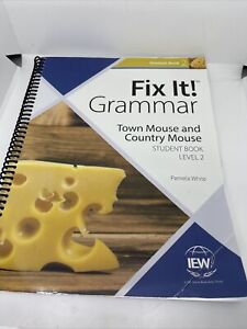 Fix it! Grammar: Town Mouse and Country Muse - Level 2 - Set of 2